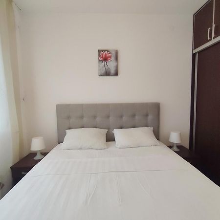 Adrialux2 Apartment Будва Екстериор снимка